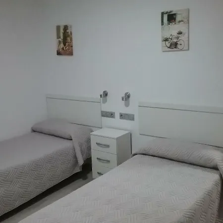 Guerra Hostel Marbella